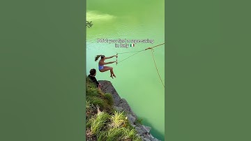 the BIGGEST rope swing in Italy 🤯