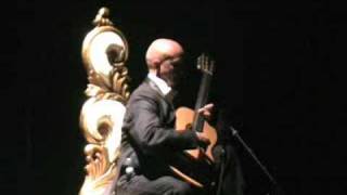 Stephen Greenwood Plays Recuerdos de la Alhambra by Tarrega