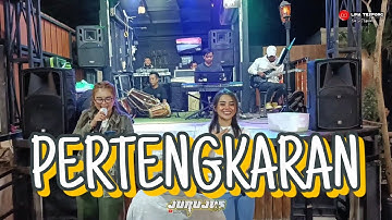 PERTENGKARAN JURUJUS LIVE ANGKRINGAN TEH ITA