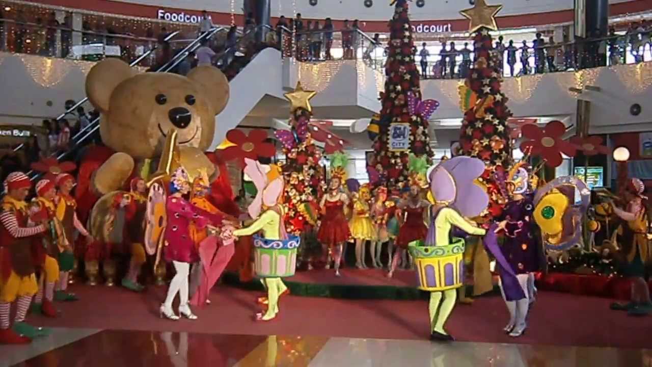 SM City Rosario Grand Magical Christmas Parade 2013 Video 1A