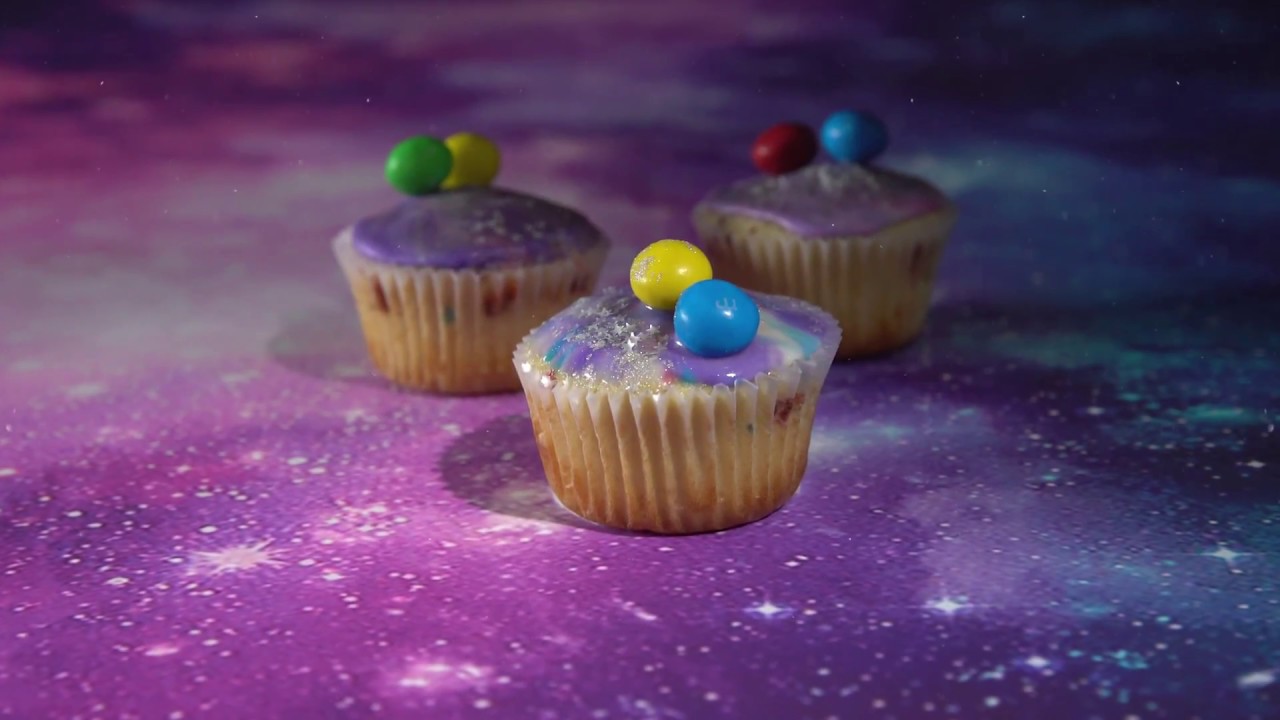 M&M'S Mini Galaxy Glaze Caramel Cakes