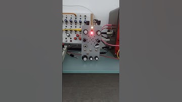 SYNTH-DRONE with Gate and Duck-FX via Envelopefollower