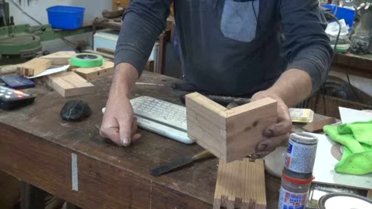 New Joint finally materializes. Mitered, Half Lap Finger Joint - YouTube