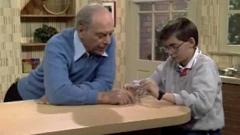 Coin & Glass Trick - Mr. Wizard's Everyday Magic