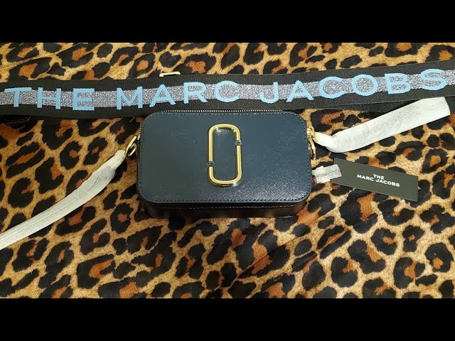 MARC JACOBS SNAPSHOT CAMERA BAG IN DEPTH REVIEW  UNBOXING, WHATS CAN FIT,  TRY ON PROS AND CONS 