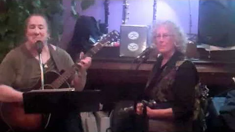 Karen Hendricks & Martha Haehl play at the Great D...