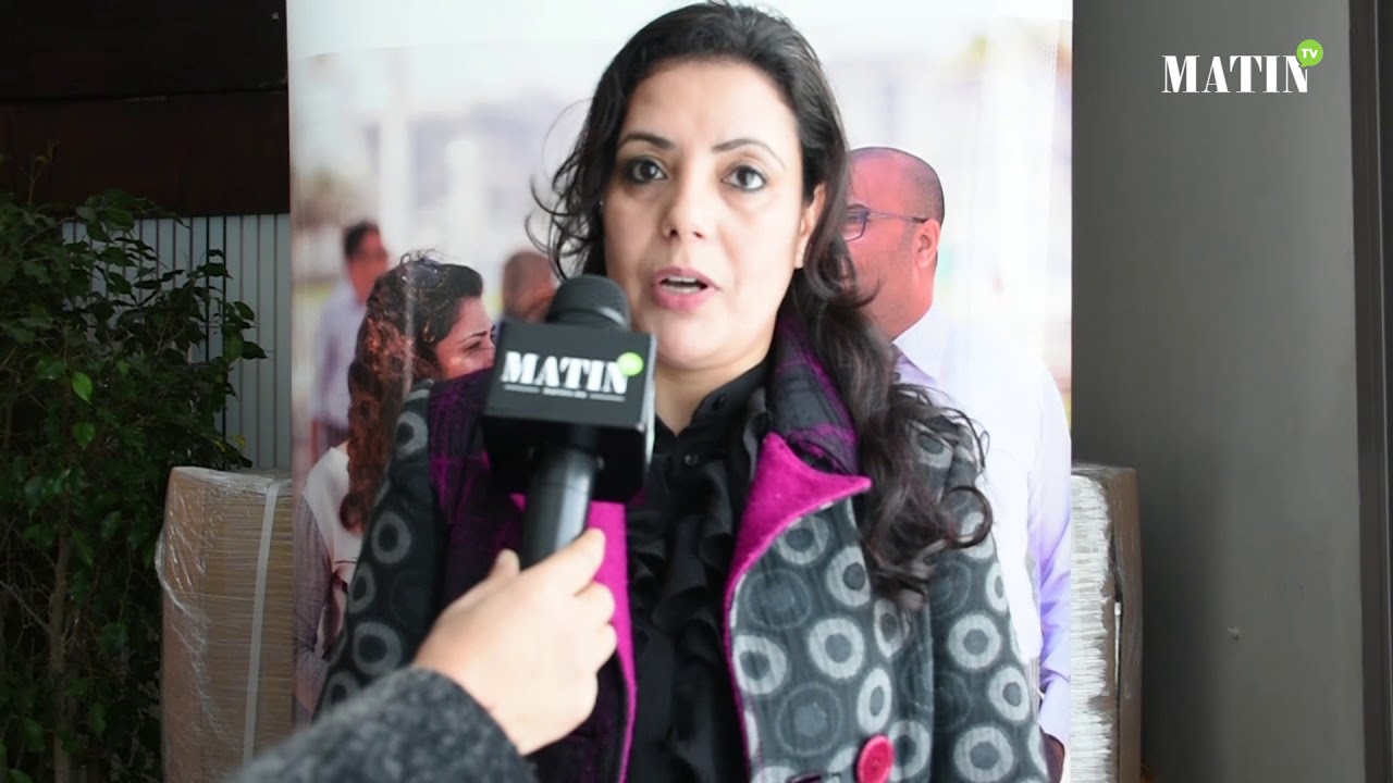 le matin des magiciens تقديم مشاريع العمل الاجتماعي ببرنامج