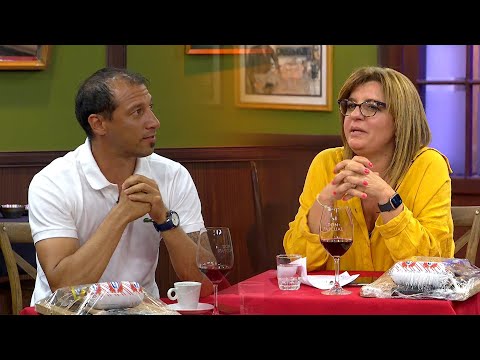 Dra. Alejandra Rey y Richard Canguro Porta Dra. Alejandra Rey y Richard Canguro Porta