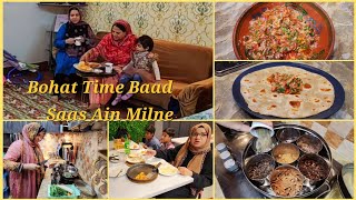 Bohat Time Baad Saas Ain Milnejis Kaam Ka Dil Na Chahe Hmesha Wohi Kyu Krna Parta Haimuli Chutny