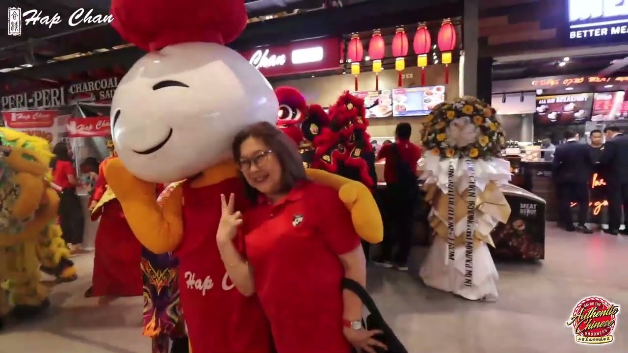 Hap Chan Clark International Airport Food Hall grand opening