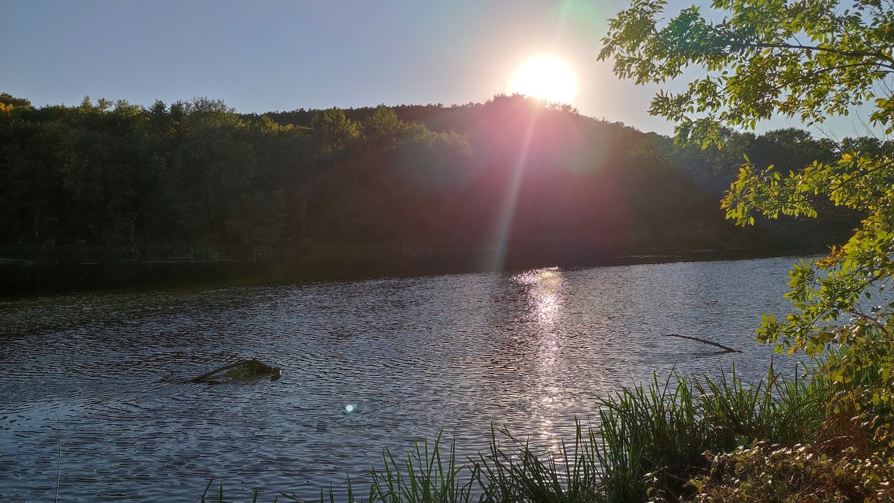 Рыбалка на Северском Донце под звуки взрывов - YouTube