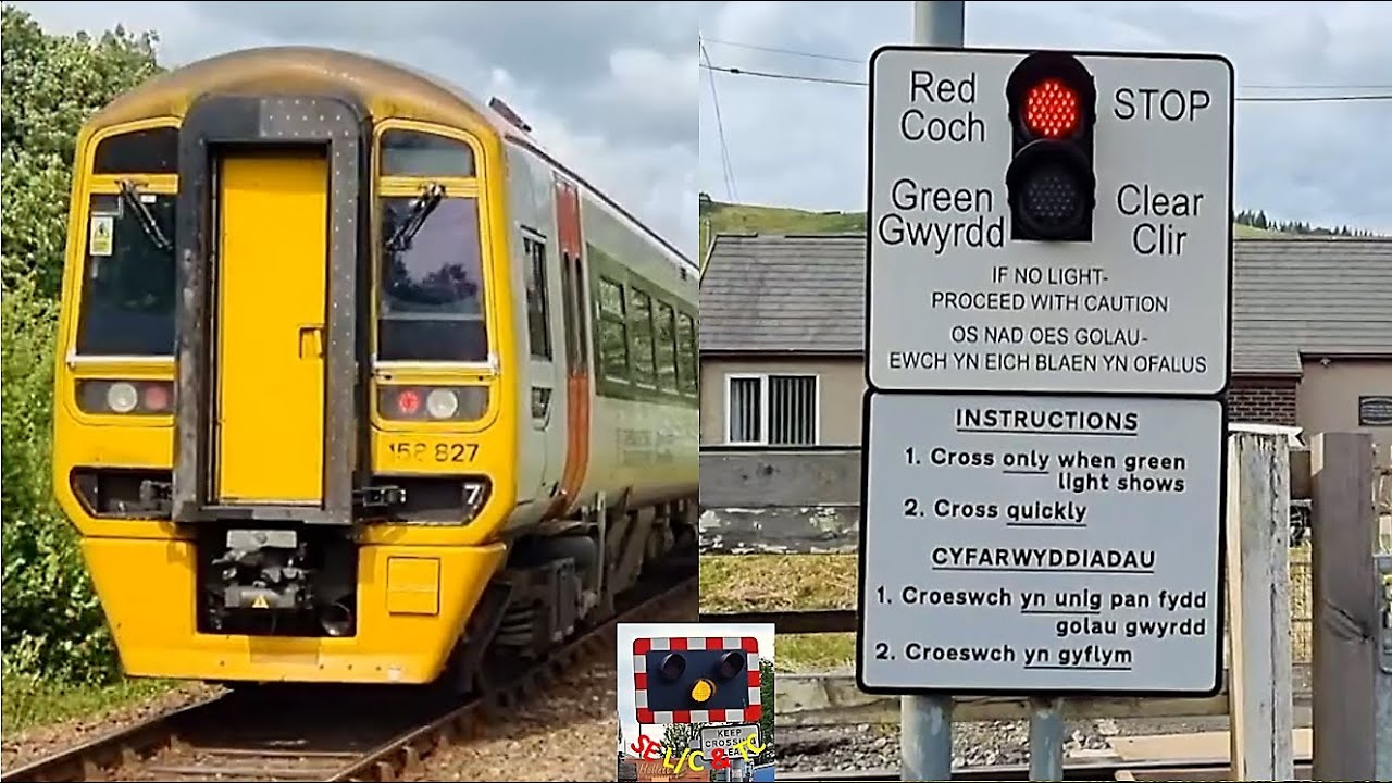 Cemmaes Road (Footpath) Level Crossing, Powys