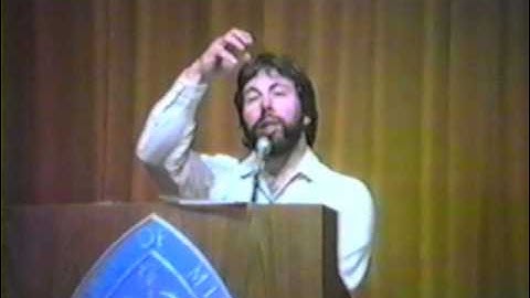 Steve Wozniak Forced to Quit Job at HP as Apple Lands Its First Big Investment