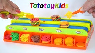 TotoyKids Jugando a Burger Mania con la Familia de Peppa Pig Niños contra Niñas!!!