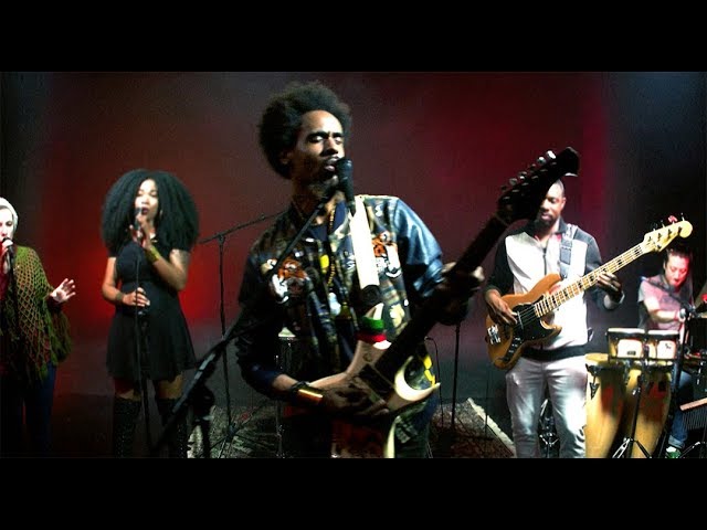 Stone Mecca "If Experience Was Money" Official Video Live adlı videoyu YouTube'da izle Stone Mecca "If Experience Was Money" Official Video Live adlı videoyu YouTube'da izle