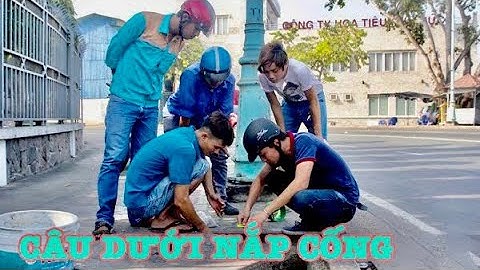 Độc lạ câu cá dưới nắp cống ở Sài Gòn - Cá to không tưởng luôn