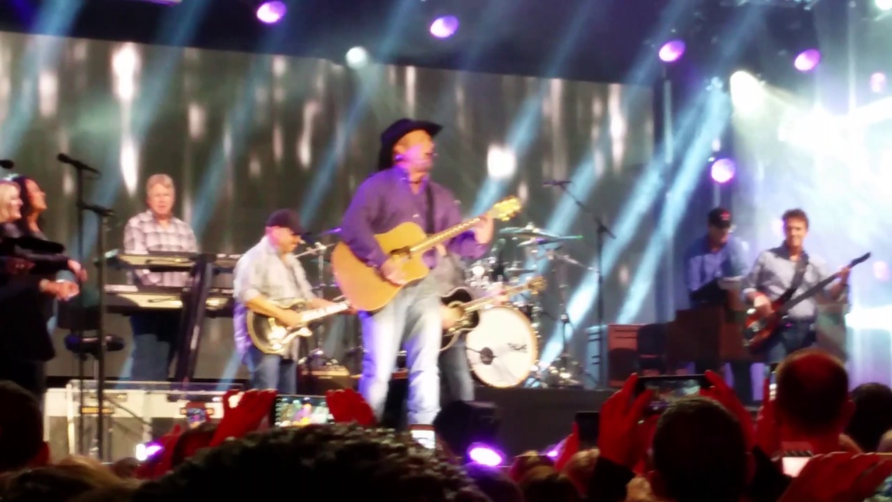 Garth Brooks "Two Pina Coladas" Excerpt YouTube