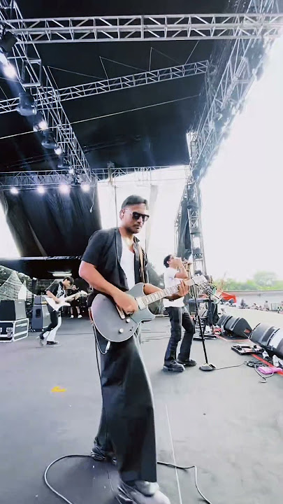 Momen Adnan nangis pan bawain lagu “Nina”