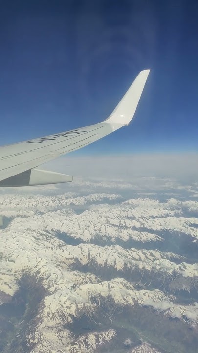Вид на Альпы с самолёта/View of the Alps from the plane #рек #travel # ...
