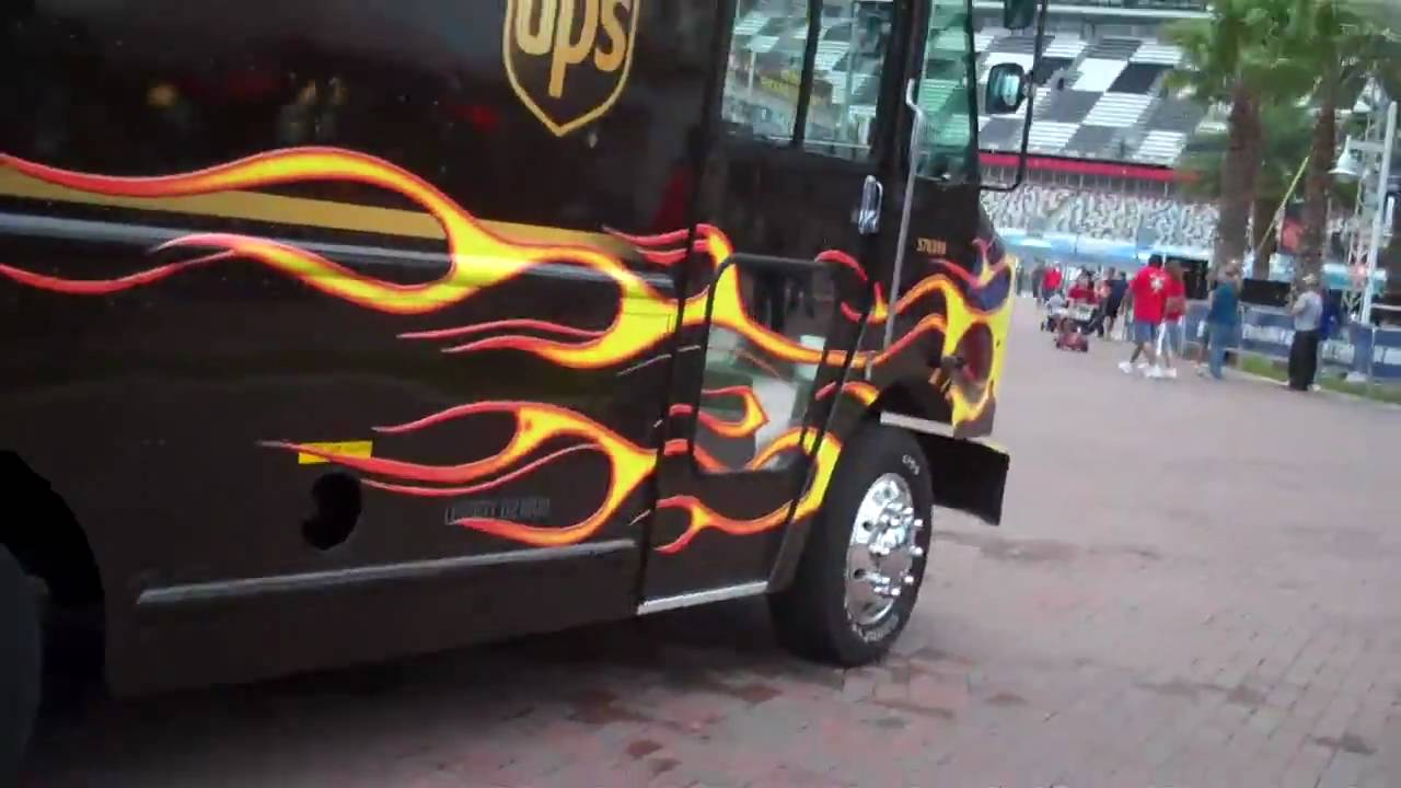 Tricked out UPS truck - YouTube Tricked out UPS truck - YouTube