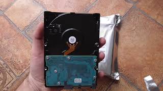 HDD Toshiba DT01ACA 3TB, 7200rpm, 64MB cache, SATA III, 3.5 (Unboxing)