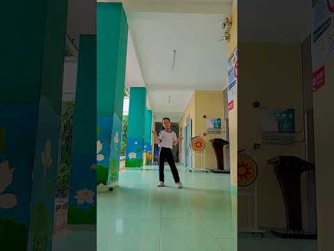 Ai là đom