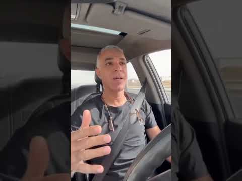 هروب مستشار نتنياهو الأول