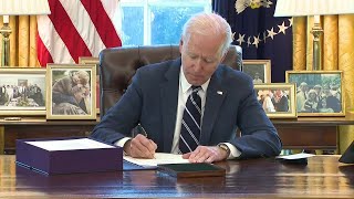 Biden signs 1.9 trillion coronavirus relief bill