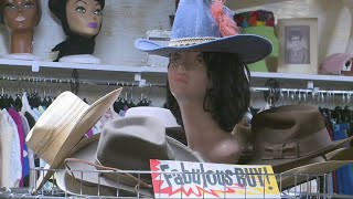 Netflix's "Unfrosted" features clothing and props from Funky Finds Vintage & Retro in Des Moines