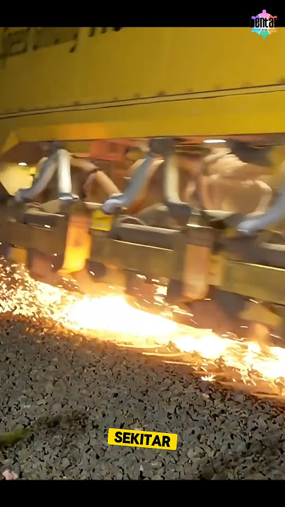 Download lagu train tracks lit up temporarily 🔥 #uniquefacts #traintracks #rails #grinders #fasttrains #traintr...