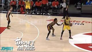 LEBRON JAMES has fans Kissing sence
