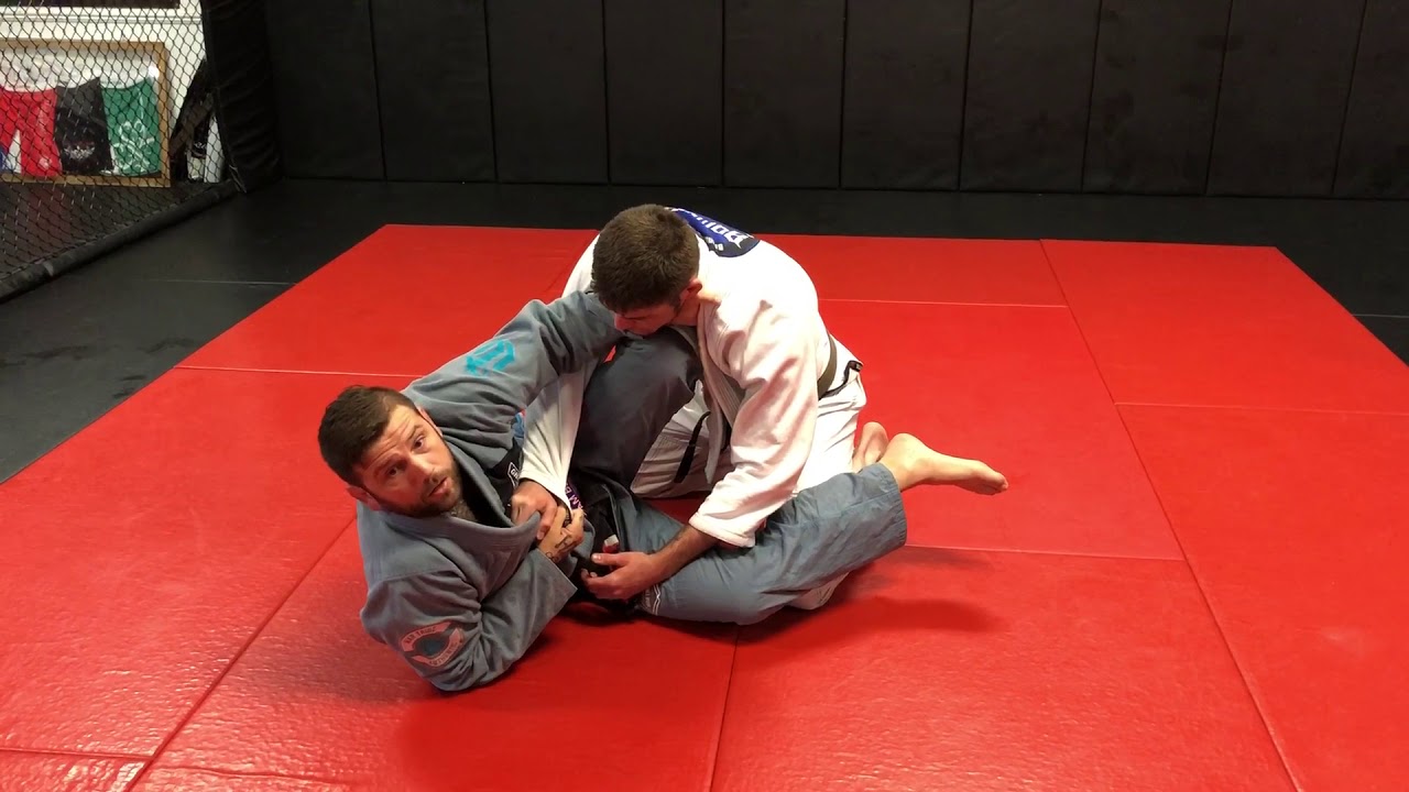 Scissor, Triangle, Wing Sweep combo