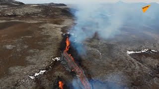 アイスランド・ファグラダルスフィヤル火山に新たな亀裂