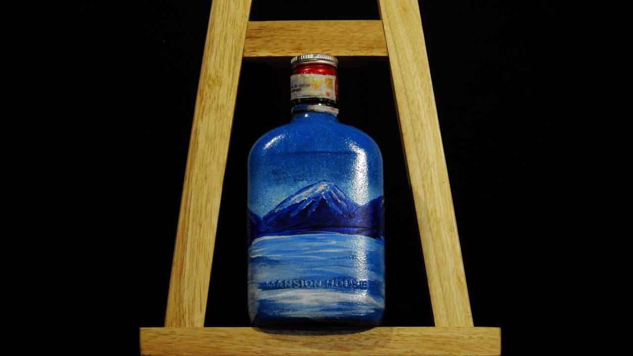 Mountain acrylic painting on bottle Cara melukis  di  