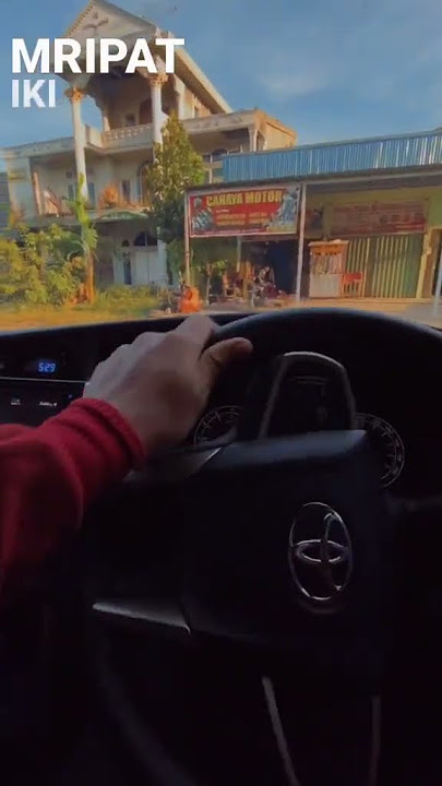 Story wa nyetir mobil innova reborn