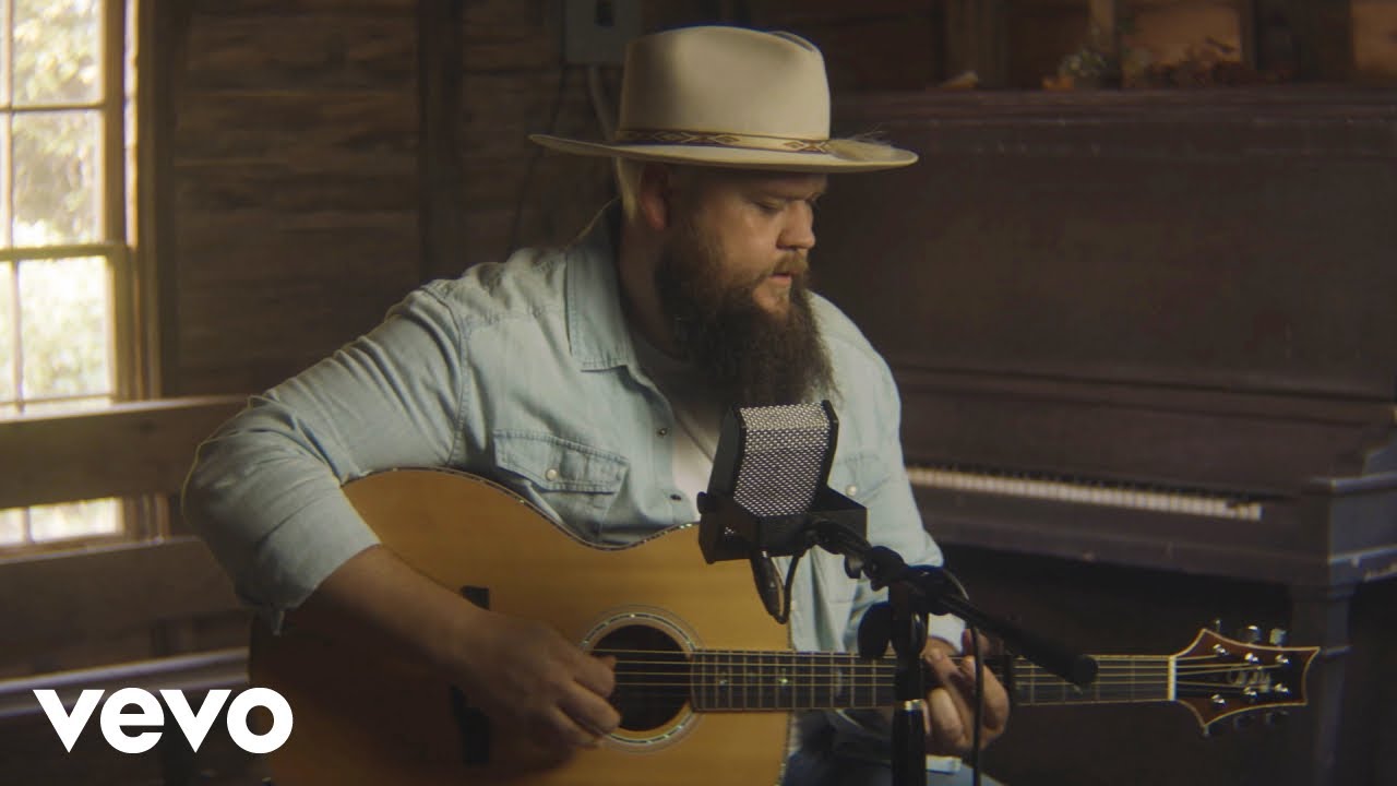 Larry Fleet - Where I Find God (Acoustic Video) Larry Fleet - Where I Find God (Acoustic Video)