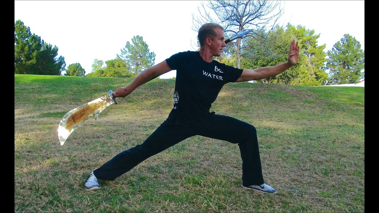 Kwan Tao or Guan Dao Kung Fu's LARGEST Weapon YouTube