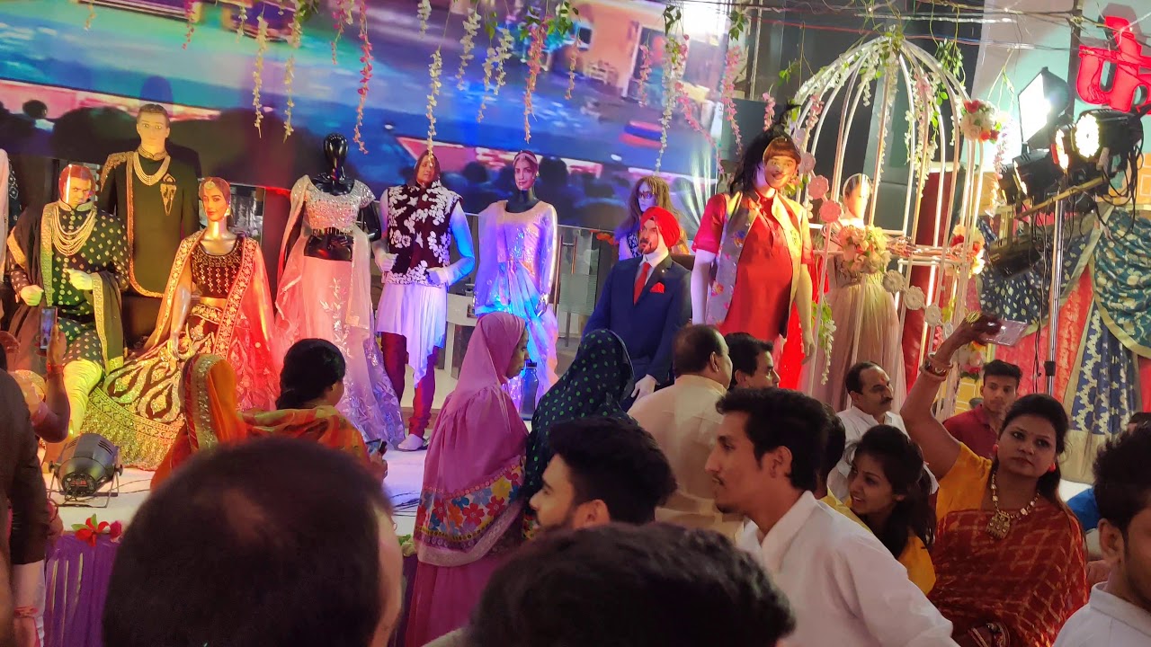 The Kapil sharma show with housefull 4 team