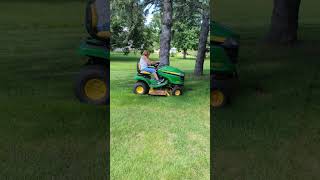 John Deere X350 Lawn Tractor, 42" Deck, 18.5 HP Kawasaki Engine