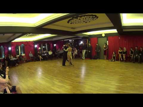 Chris Bakopoulos y Mary Ziloti - Negracha - Show in milonga El Cabeceo