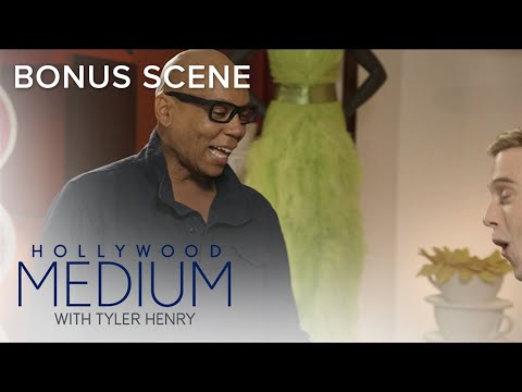 RuPaul Shows Off His Amazing Wardrobe to Tyler Henry | Hollywood Medium with Tyler Henry | E!