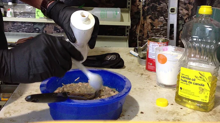 Best Bait for Mink and Muskrat. Paste Bait for pocket, Pipe and Bank sets.