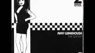 Video thumbnail of "Amy Winehouse - Hey Little Rich Girl"