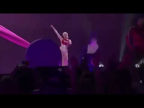 Stan Twitter Meme: I’m Back Motherf****rs! (Censored)