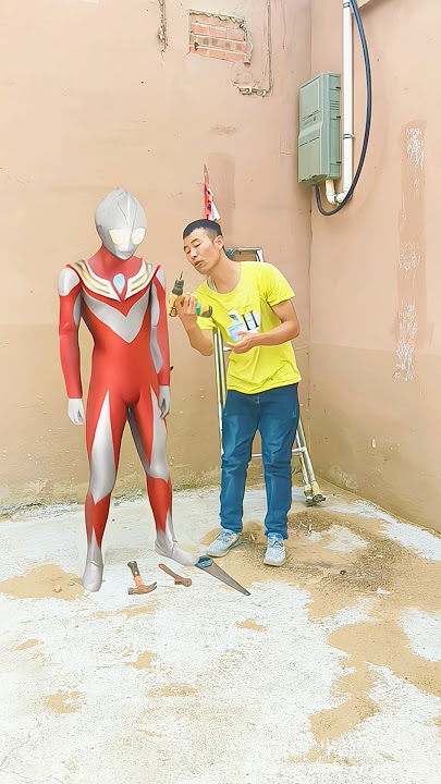 Ultraman is stunned. It's so funny #Ultraman #funnyvideo #funny