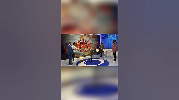 Mind-blowing magic behind the scenes with NFL legends! 🏈✨ #Magician #NFLHallofFame #thanksgiving