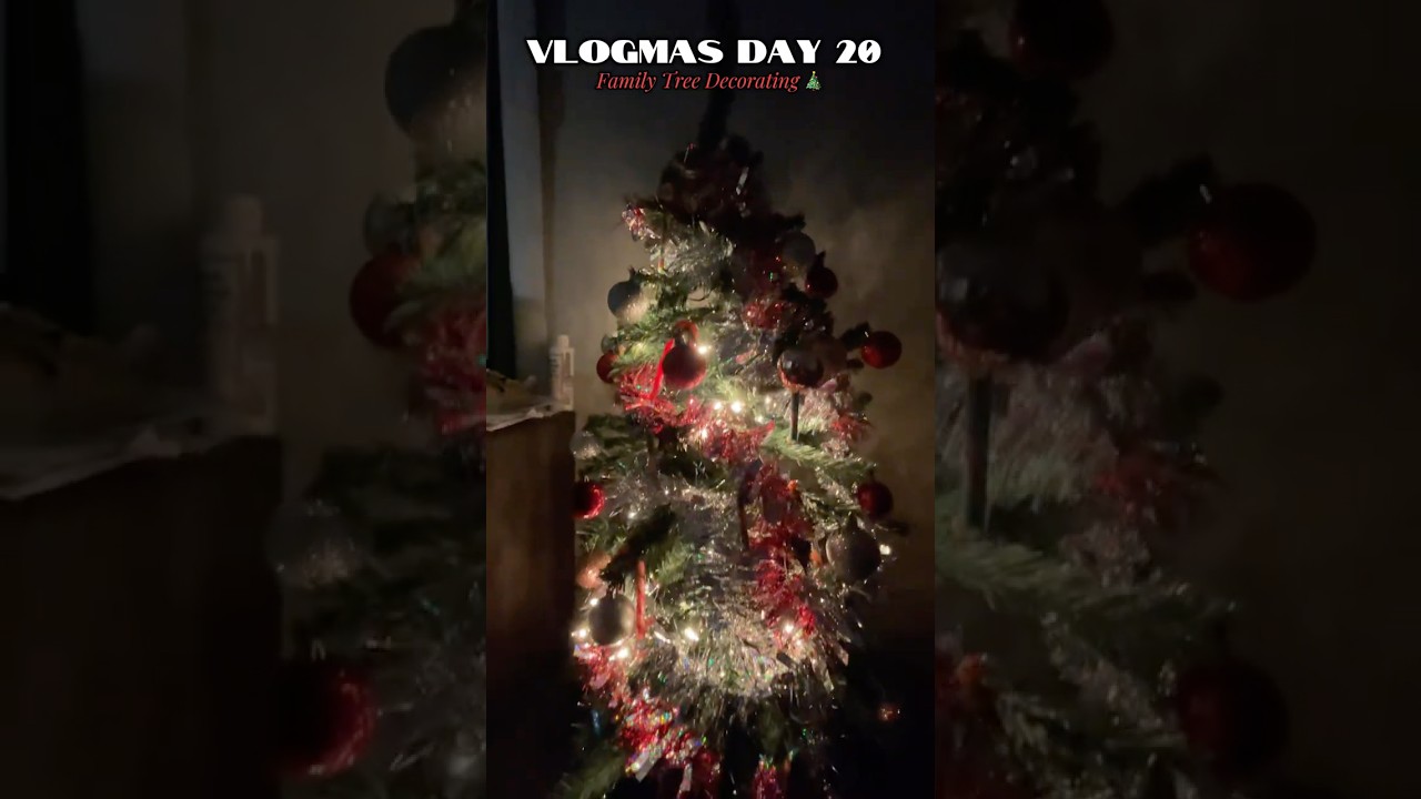 Decorate our family tree w/Us ❤️ 