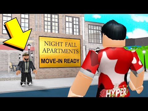 i-moved-into-an-old-apartment..-and-the-owner-had-an-evil-plan..-(roblox)