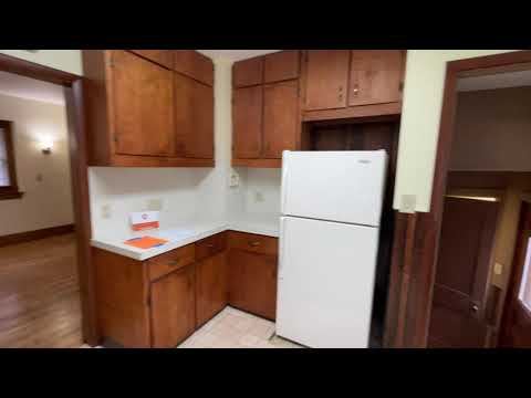 1025 Walker Ave, Grand Rapids, MI home video tour
