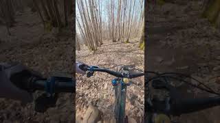 La Tiky, piste avec un bon flow, et assez longue pour le coin #VTT #mtb